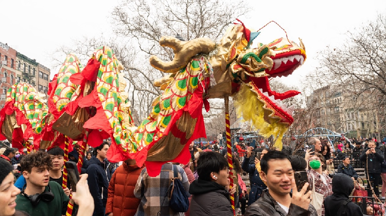 New Yorkers throw Chinese New Year street party