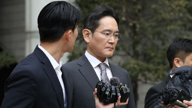 Samsung chief Lee cleared of charges in 2015 merger case