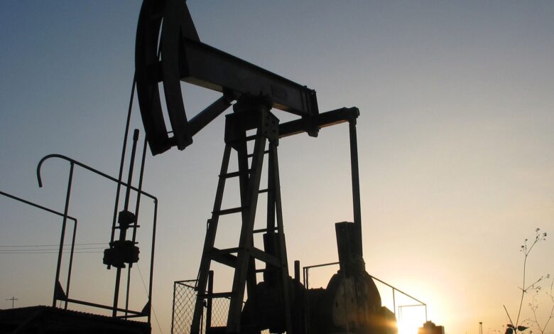 Brent settles above US$90 for first time since October on geopolitical tension