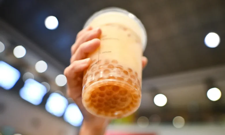 China’s bubble tea boom creates a half-dozen billionaires