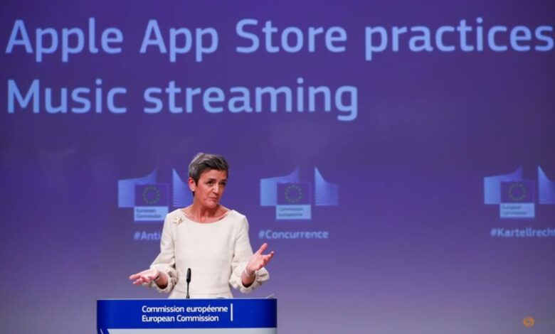 EU regulators assess Apple's plan for complying with music streaming order