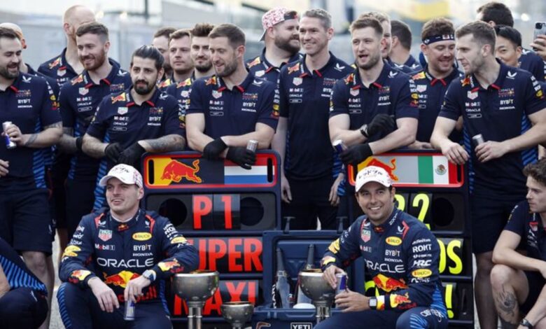 Motor Racing-No one is going to catch Verstappen, says Mercedes boss