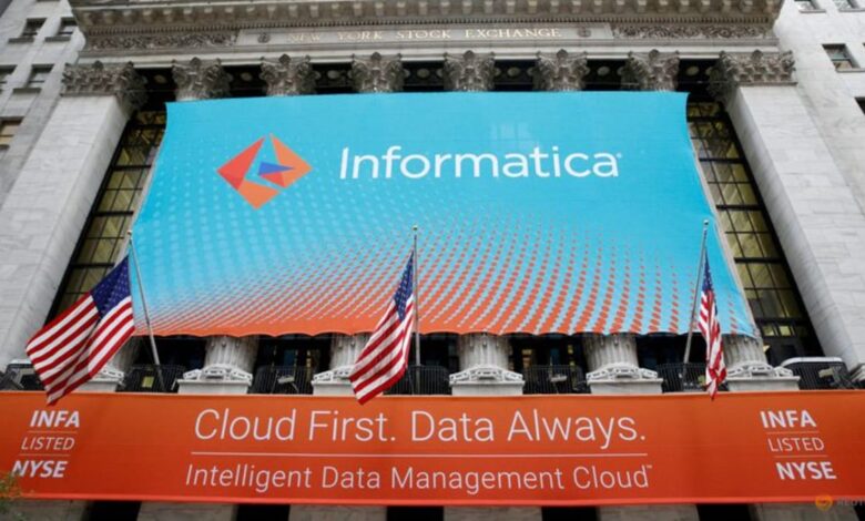 Salesforce's talks to buy Informatica fizzle, WSJ reports