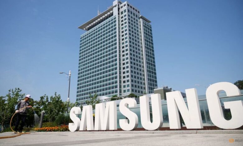 Samsung Elec shares being offered in $330 million block sale, term sheet shows