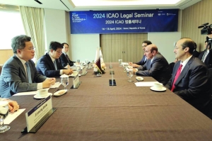 Transport minister meets ICAO secretary-general, Korea minister