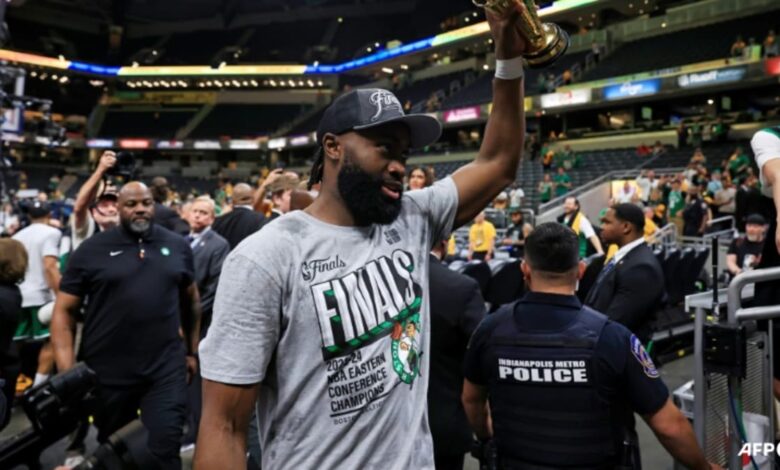 Boston Celtics sweep Indiana Pacers to reach NBA finals