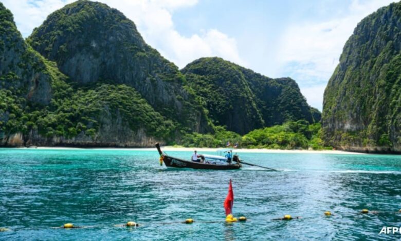 Famed Thai holiday isles suffer water shortages after heatwave