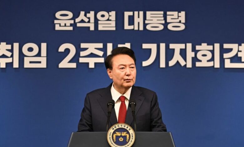 S Korea president calls for tax incentives for corporate reform