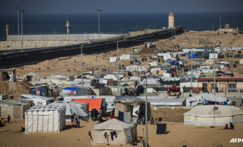 Egypt demands Israel withdraws from Rafah crossing for it to operate again, sources say