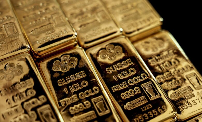 Gold slumps as China’s central bank halts 18-month buying spree