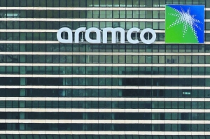 Saudi is said to hand about 60% of Aramco offer to foreign funds