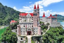 'Gothic castle' in Guizhou resembles fairy-tale scenery