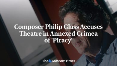 Composer Philip Glass Accuses Theatre in Annexed Crimea of 'Piracy'