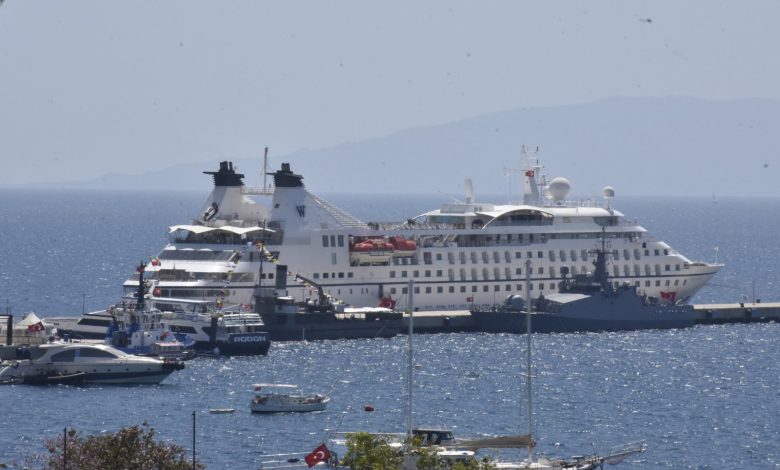 Cruise passengers arriving in Türkiye leap over 79% in Q1