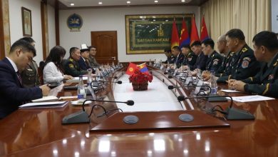 Defense Ministers of Kyrgyzstan, Mongolia discuss cooperation