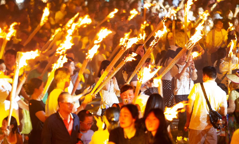 Join the fire carnival: The Torch Festival of the Yi ethnic group