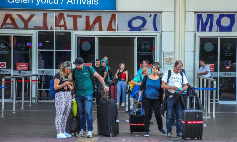 Tourists in Türkiye top pre-pandemic April as arrivals hit 3.6M