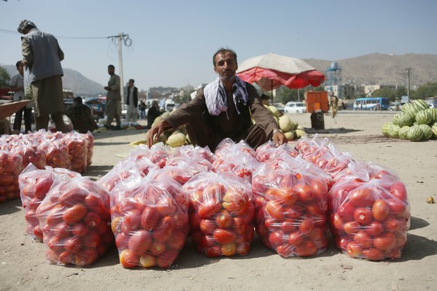 Asia Album: Bustling market in Afghanistan's Kabul