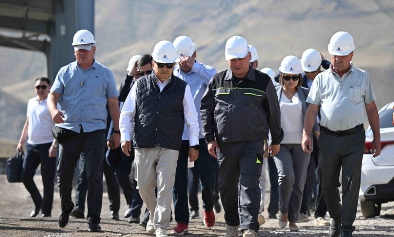 Cabinet chief visits Mironovskoye and Kutessai fields