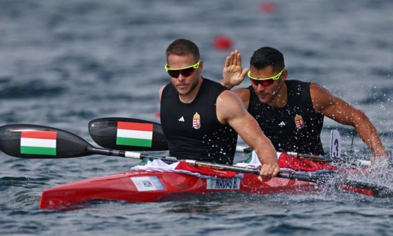 Canoeing-Hotly tipped Hungarian pair miss men's K2 final