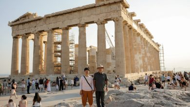 Climate change, crowd: Should Greece rethink its tourism model?