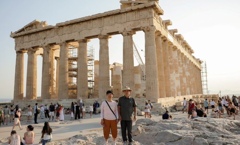 Climate change, crowd: Should Greece rethink its tourism model?