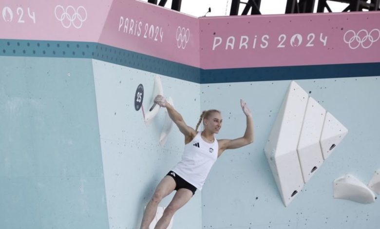 Climbing-Defending champion Garnbret easily tops boulder semi-finals