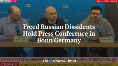 Freed Russian Dissidents Hold Press Conference in Bonn Germany