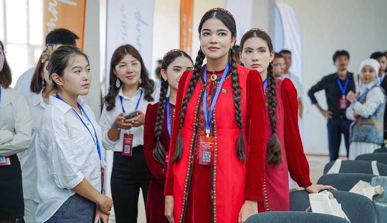 International forum of volunteers of CIS countries held in Cholpon-Ata