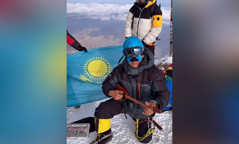 Kazakh Dombra Player Performs Kui at Elbrus Mount