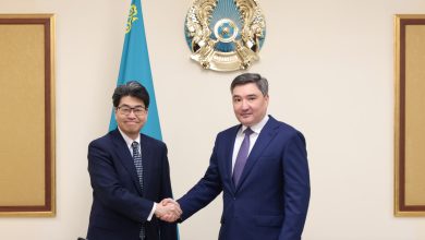 Kazakh PM Discusses Investment Opportunities with JBIC Chairman