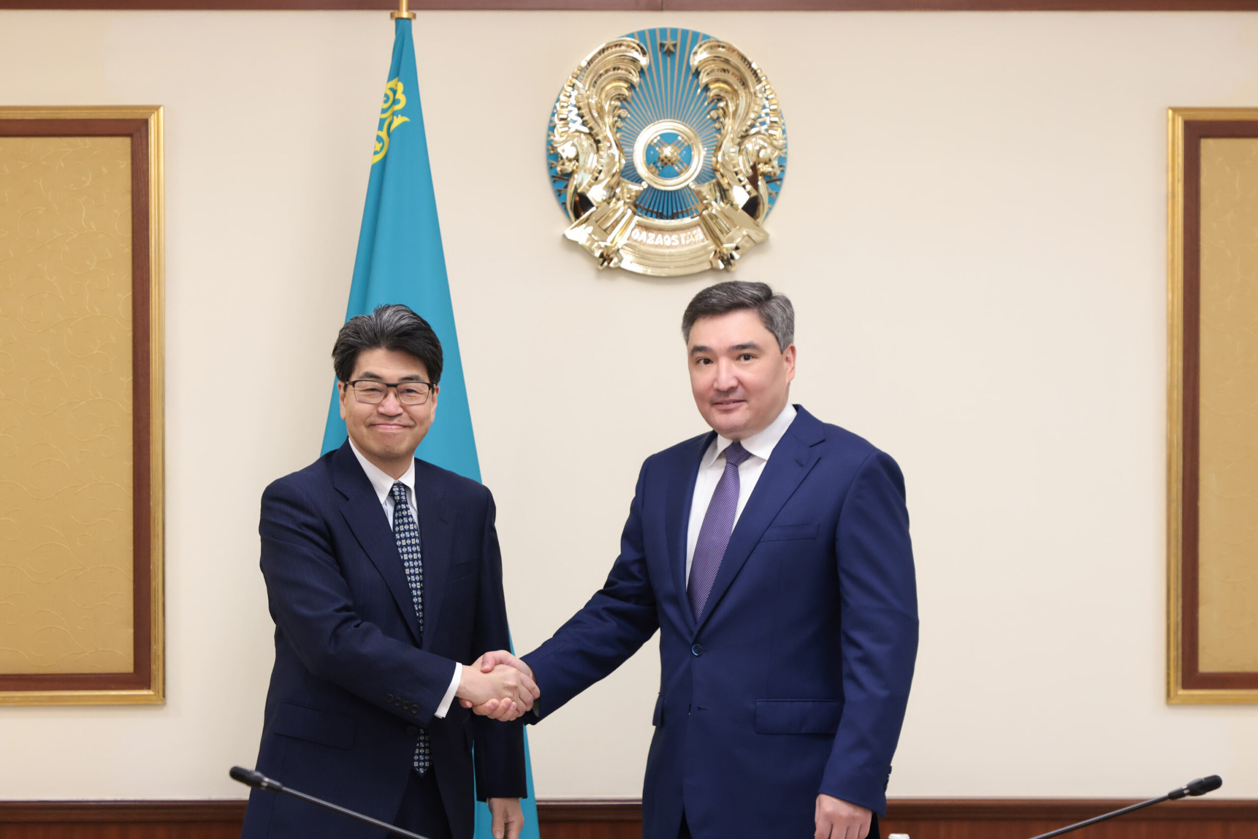 Kazakh PM Discusses Investment Opportunities with JBIC Chairman