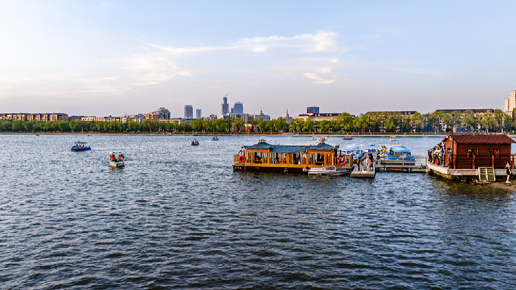 Live: Enjoy Nanhu Lake Park, an oasis in the heart of Changchun, Ep. 3