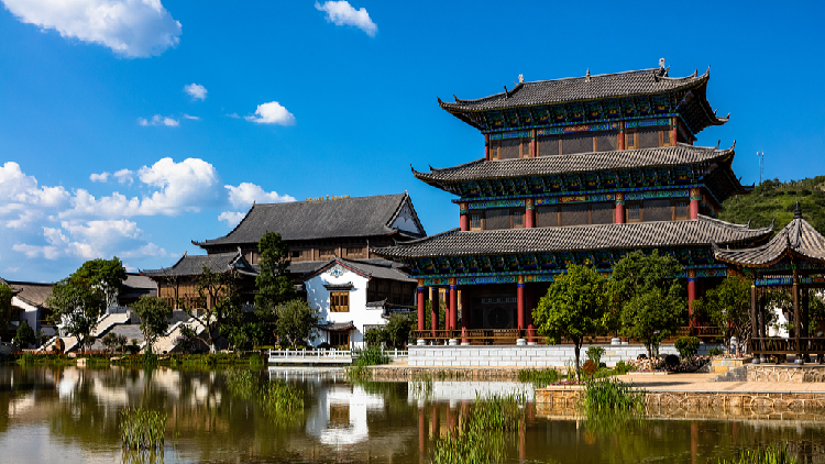 Live: The peaceful scenery of Jianchuan Wood Carving Art Town