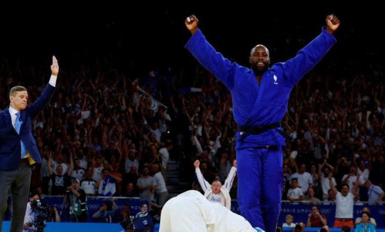 Paris crowd can't get enough of La Marseillaise after glorious night