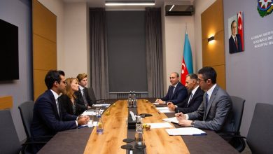 Starlink director visits Baku to discuss broadband internet expansion