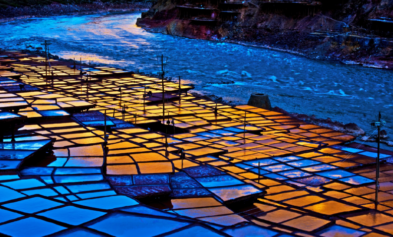 Stunning Xizang: Living colors of ancient salt fields