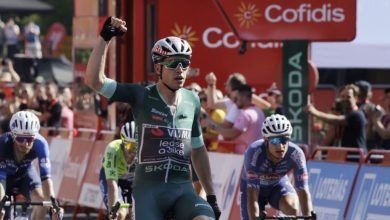 Van Aert wins Vuelta stage seven, O'Connor stays in red