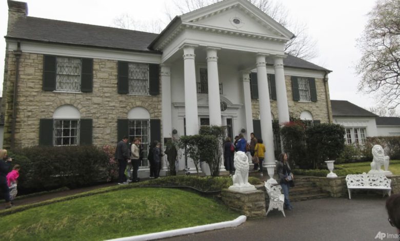 Woman arrested for scheme to steal Elvis Presley's estate Graceland