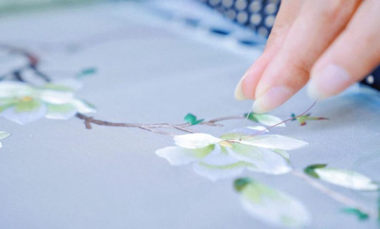 Wuxi fine embroidery shows the beauty of magnolia blossoms