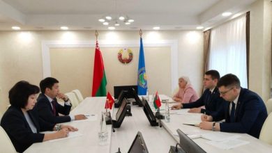 Эрбол Султанбаев встретился с министром образования Беларуси