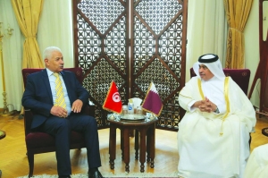 Al-Kuwari meets Tunisia's Minister of Trade and Export Development