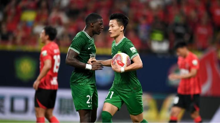 Beijing Guoan spoil Chengdu Rongcheng's bid for revenge with 2-2 draw