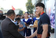 Champion of Greco-Roman wrestling awarded in Jalal-Abad