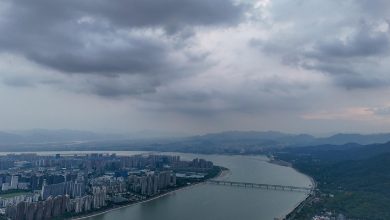 E China on guard as Typhoon Bebinca nears