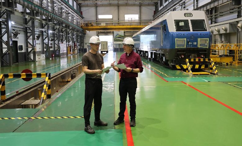 Live: Exploring the cradle of Chinese electric locomotives