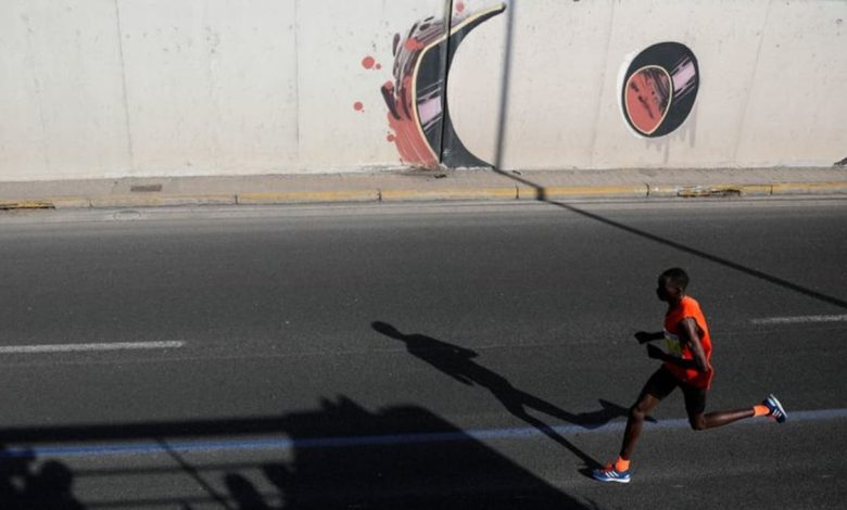 Misoi, Edesa set new course records in Sydney marathon wins