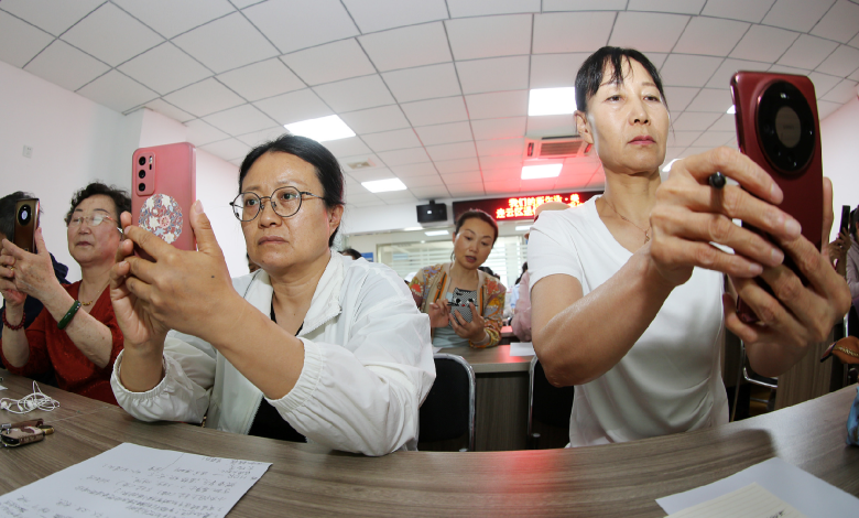 Official explains why China is raising the statutory retirement age