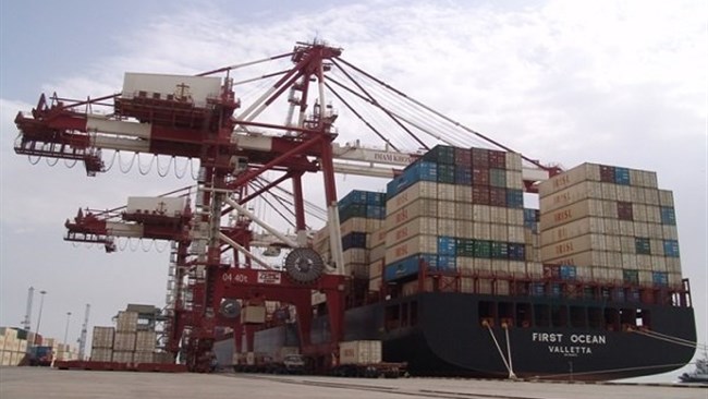 Officials from the Sultanate of Oman expressed willingness to enhance port cooperation with Tehran and take advantage of the commercial infrastructures of Iran’s Imam Khomeini Port.