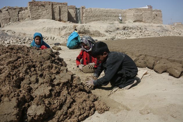 AFGHANISTAN-KABUL-BRICK KILNS-CHILDREN